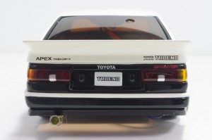 ミニッツ_TOYOTA_AE86_カーボンボンネット消灯_リア07